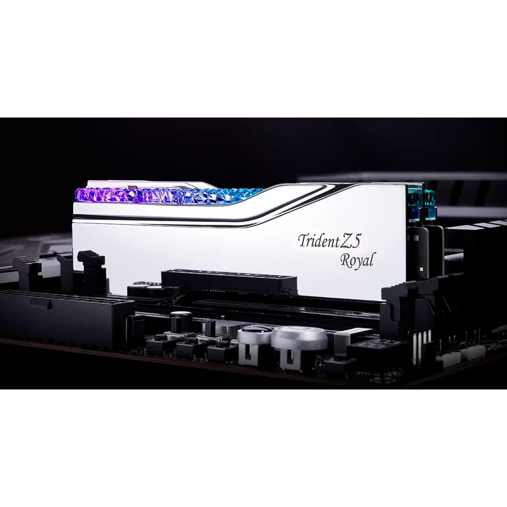 G.Skill Trident Z5 RGB Royal DDR5 RAM Kit, 32GB (2x16GB), 6800MHz, CL34 Bild 7