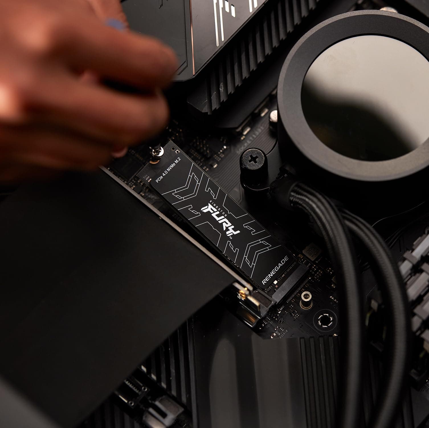 Kingston FURY Renegade PCIe 4.0 NVMe M.2 SSD For gamers, enthusiasts and high-power users - SFYRD/2000G Bild 5