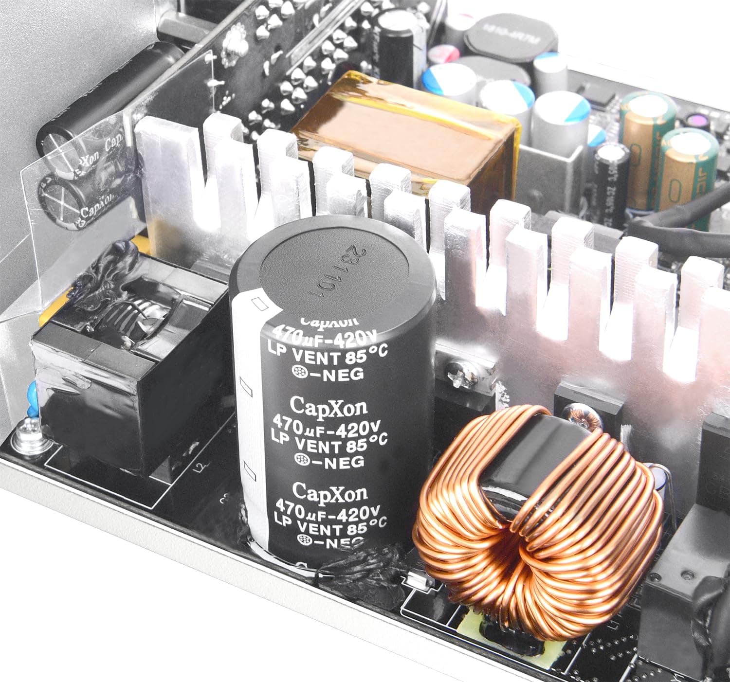 Thermaltake Toughpower GT 850W | ATX 3.1 | PCIe 5.1 | 80+ Gold | Modular | Snow 850W Weiß Bild 7