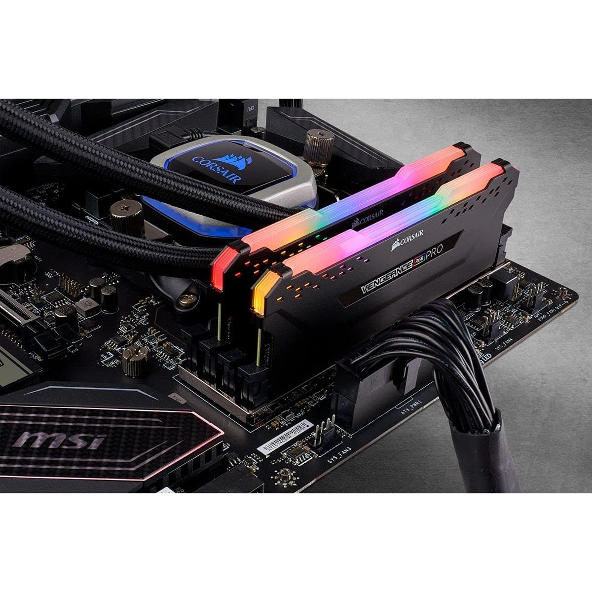 Memoria CORSAIR DDR4 16GB PC 3600 CL16 CORSAIR KIT (2X8GB) Vengeance RGB Bild 7
