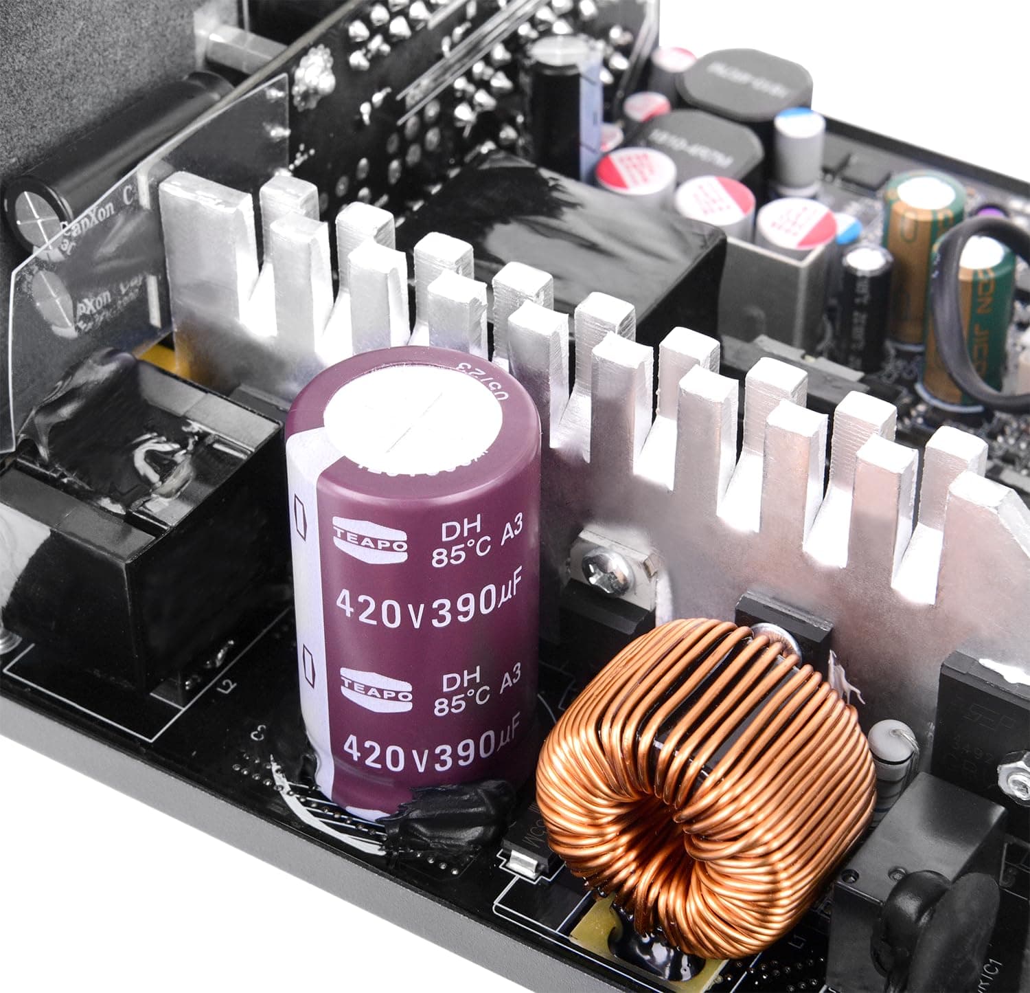 Thermaltake Germanium Pro RGB 750W Netzteil | ATX 3.1 | 80 Plus Gold | vollmodular | PCIe 5.1 12V-2x6 (12+4) | ARGB Lüfter 7 Farben | Smart Zero Fan | 5 Jahre Garantie 750 Watt Bild 6